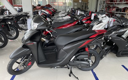 Giá xe máy Honda đồng loạt tăng mạnh trước mùa tân sinh viên