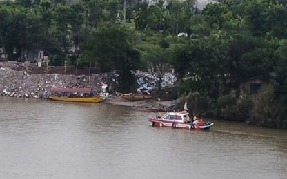 Hà Nội: Đang tìm kiếm thanh niên 9x nhảy cầu Nhật Tân