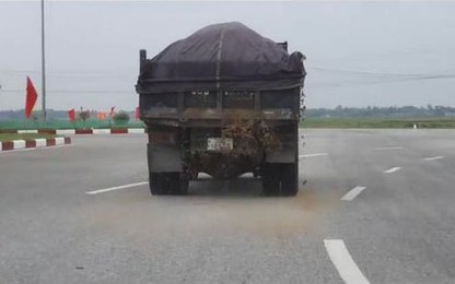 Chở vật liệu rơi vãi bị người dân ghi hình gửi CSGT, tài xế tâm phục