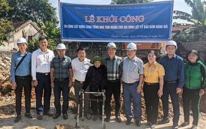 Ngành Bảo đảm An toàn hàng hải tri ân gia đình chính sách Tết Quý Mão 2023