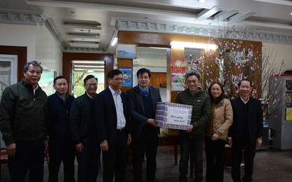 Công Đoàn GTVT Việt Nam chúc tết người lao động các đơn vị đang trực Tết