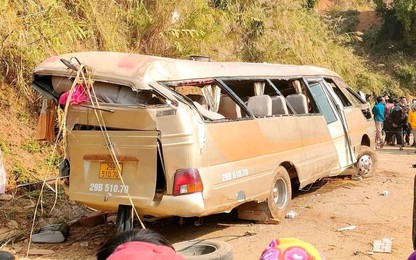 Công an Sơn La thông tin chính thức vụ xe chở khách đi đám cưới gặp TNGT