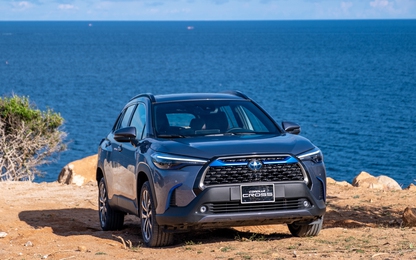 Toyota Corolla Cross 2023 thêm loạt nâng cấp mới, giá tăng 35 triệu đồng
