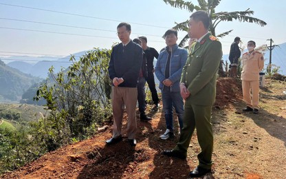 Đoàn công tác Ủy ban ATGT Quốc gia thăm hỏi gia đình nạn nhân vụ TNGT ở Sơn La