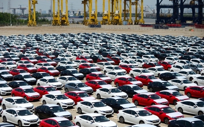 10.000 ô tô nhập khẩu về nước trong tháng Tết