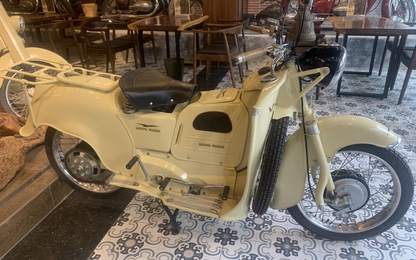 Xe cổ 67 tuổi Guzzi Galletto 192 độc đáo tại Việt Nam