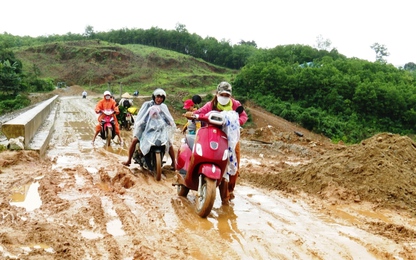 Quảng Nam: Công trình thủy lợi thi công dở dang, gây mất ATGT