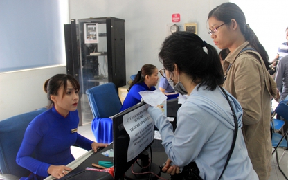 Hơn 1.000 vé tàu tết Giáp Thìn 2024 được đặt mua sau 1 ngày mở bán