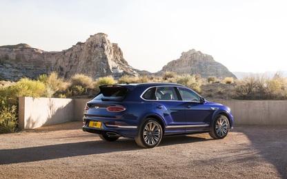 Triệu hồi siêu xe Bentley Bentayga W12 do lỗi bơm nhiên liệu