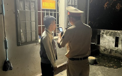 Video CSGT liên tiếp phát hiện nhân viên đường sắt vi phạm nồng độ cồn