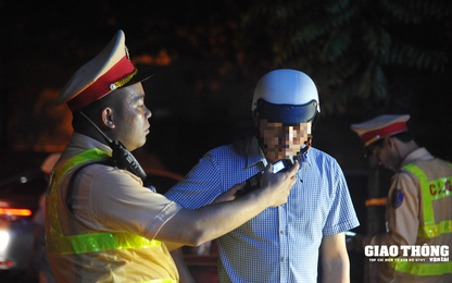 Vi phạm nồng độ cồn "kịch khung", 3 tài xế ô tô bị phạt hơn 145 triệu đồng