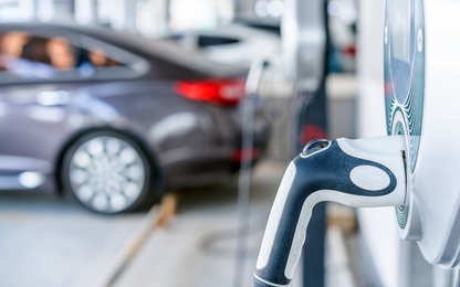 Trạm sạc trong chung cư: Bài học từ “thủ phủ xe điện” của châu Âu