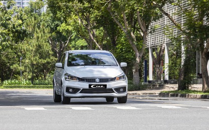 Ô tô Suzuki giảm giá sâu vẫn ế