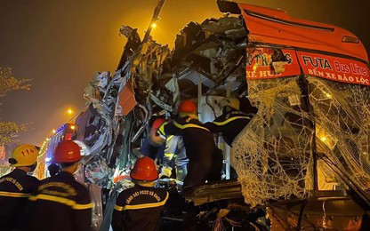 TNGT khiến 3 người chết, 17 người bị thương ở Quảng Nam: Tài xế lĩnh 8 năm tù, bồi thường 900 triệu đồng