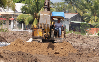 Cao tốc Cần Thơ - Cà Mau thi công chậm do thiếu vật liệu đắp nền đường