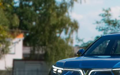 VinFast VF 9 giảm giá hơn 100 triệu đồng