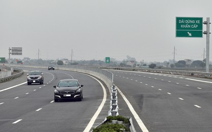 Chuyển biến vượt bậc về phát triển cao tốc là 1 trong 10 dấu ấn nổi bật của Việt Nam năm 2023