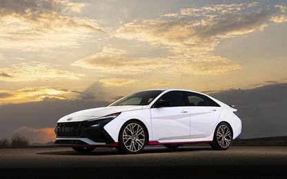 Triệu hồi xe Hyundai Elantra do lỗi đai an toàn