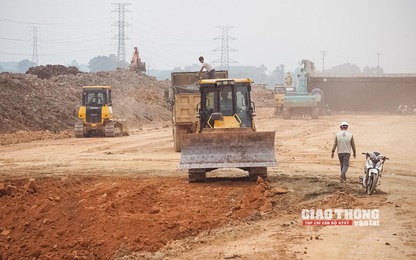 Thủ tướng yêu cầu không đầu tư cao tốc 2 làn xe