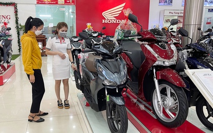 Nguồn cung giảm mạnh, giá xe máy tại đại lý lại rục rịch tăng
