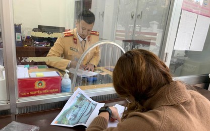 Lạng Sơn: Phạt tiền, tước GPLX nữ tài xế ôtô từ hình ảnh vi phạm đăng trên mạng xã hội