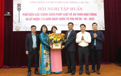 Các cấp công đoàn chăm lo đến đời sống tinh thần cho người lao động