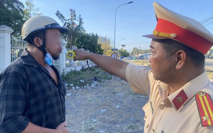 Đồng Nai: Vi phạm nồng độ cồn, nhiều tài xế "ma men" bỏ đi không ký biên bản