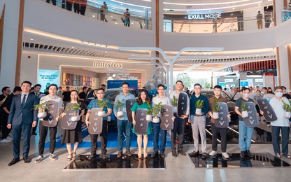 Ô tô điện VinFast VF 5 Plus chính thức được bàn giao cho khách hàng