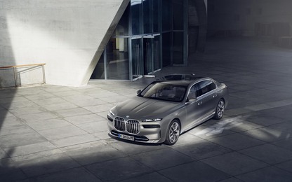 Xe sang thuần điện BMW i7 chính thức ra mắt khách Việt