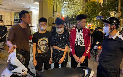 Hà Nội: Tạm giữ 16 quái xế gây rối trong phố Cổ ngày đầu tiên nghỉ Lễ