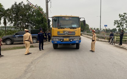 Hà Nội: Công an địa bàn phản hồi sau bài viết của Tạp chí GTVT về xe cơi nới, chở quá tải