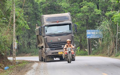 Yên Bái: CSGT cắm chốt kết hợp hoá trang tuần tra trên QL70 bắt xe quá tải