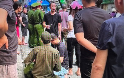 Hà Nội: Truy tìm tài xế ô tô hất công an lên capo rồi bỏ chạy