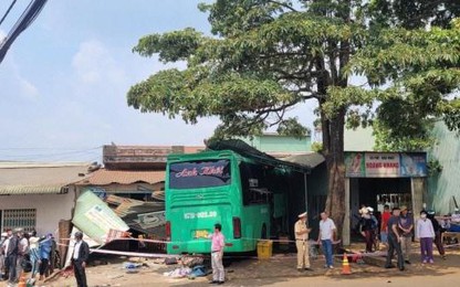 Kiểm tra dữ liệu từ thiết bị GSHT của xe gây tai nạn tại Gia Lai