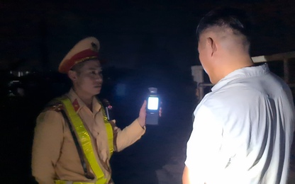 Bắc Giang: CSGT tuần tra chéo, nhiều tài xế vi phạm nồng độ cồn bị phạt "kịch khung"
