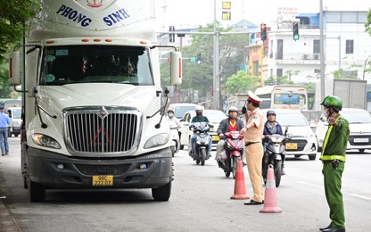 Hải Phòng xử phạt 127 xe ôtô đầu kéo vi phạm giao thông