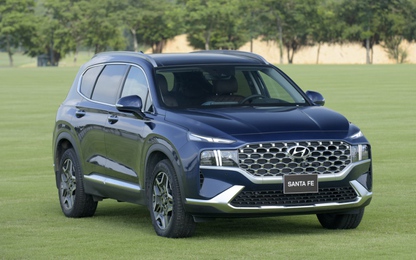 Triệu hồi Hyundai Santa Fe trên toàn cầu vì dây an toàn