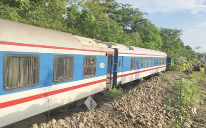 Khắc phục xong sự cố tàu SE2 trật bánh tại Bình Thuận, thông tuyến đường sắt Bắc-Nam