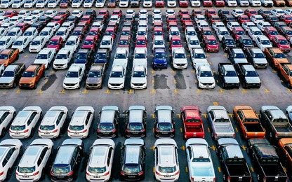 Thế giới xe tuần qua: Nguồn cung ô tô "phanh gấp"