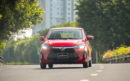 Bảng giá xe Toyota tháng 7/2023: Corolla Cross ưu đãi 50% trước bạ, Vios được tặng gói bảo hiểm