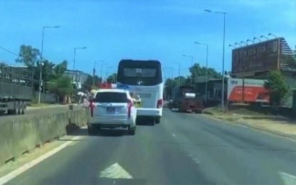 Không nhường đường xe ưu tiên, tài xế xe khách Mai Linh bị tước giấy phép lái xe