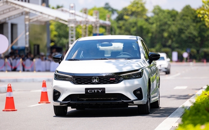 Honda City 2023 giá tăng nhẹ, thêm gói an toàn Sensing