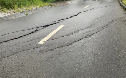 Đường Hồ Chí Minh qua Đắk Nông sụt lún, xuất hiện vết nứt kéo dài