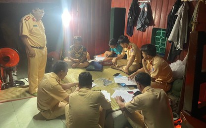 "Tôi làm theo chỉ đạo của chủ tàu ra giữa sông Văn Úc hút cát"