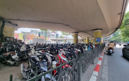 Hình ảnh mới nhất 4 gầm cầu Hà Nội đề nghị tiếp tục tổ chức trông giữ xe