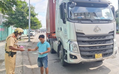 TP.HCM: CSGT xử phạt hơn 5.000 trường hợp xe container, xe khách vi phạm trong một tháng
