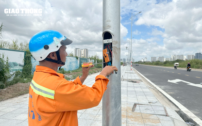 Trộm trụ điện chiếu sáng đường song hành cao tốc TP.HCM - Long Thành - Dầu Giây vừa thông xe