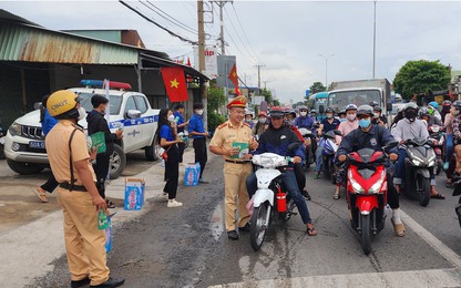 CSGT đảm bảo giao thông cho người dân quay lại TP.HCM sau kỳ nghỉ lễ 2/9
