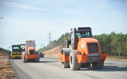 Cao tốc Vạn Ninh - Cam Lộ qua Quảng Trị đang thi công thế nào?