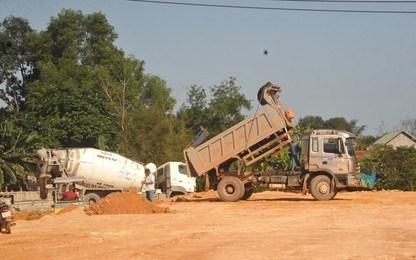 ‘Chạy đua’ tiến độ xây dựng khu tái định cư cao tốc Vạn Ninh - Cam Lộ
